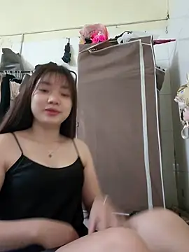 Pinks cool online show from 03-15-26, 05:47