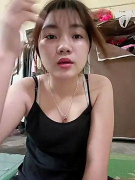 Pinks cool online show from 04-21-26, 02:34