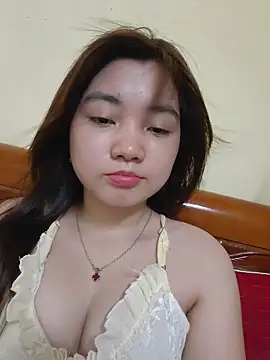 Snapshot of Pinks_cool chatting on 06-19-26, 09:04 Pinks cool online show from 06-19-26, 09:04