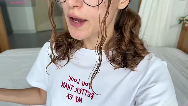 cutiemari online show from 04-20-26, 04:37