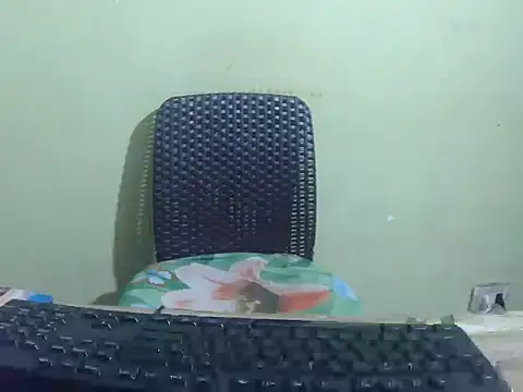 Snapshot of Kinky_joy19 chatting on 02-13-26, 07:41 Kinky joy19 online show from 02-13-26, 07:41