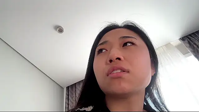 SweetMiaXO online show from 03-23-26, 10:09