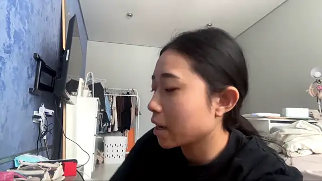 SweetMiaXO online show from 02-05-26, 04:08