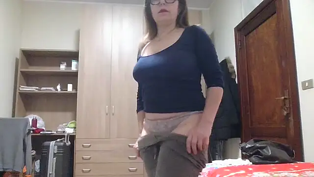 Snapshot of Miasexmilf chatting on 02-09-26, 05:49 Miasexmilf online show from 02-09-26, 05:49