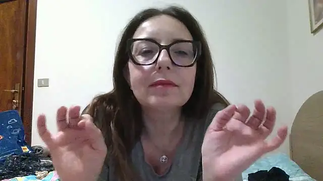 Snapshot of Miasexmilf chatting on 04-24-26, 03:58 Miasexmilf online show from 04-24-26, 03:58
