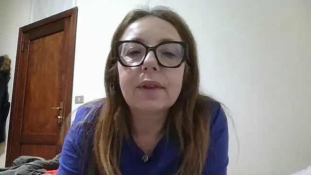 Snapshot of Miasexmilf chatting on 02-20-26, 02:19 Miasexmilf online show from 02-20-26, 02:19