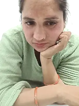 Cute-karisma1234 online show from 02-05-26, 05:31