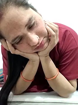 Cute-karisma1234 online show from 02-27-26, 05:24