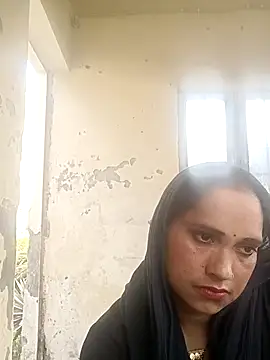 Cute-karisma1234 online show from 02-25-26, 09:31