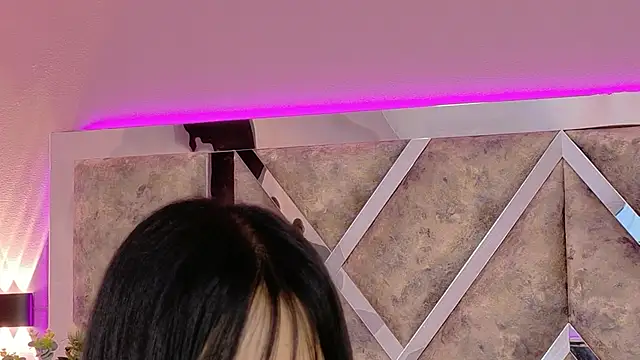 JaneeDaviss online show from 02-11-26, 03:50