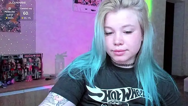 Lulu Di online show from 06-19-26, 10:15