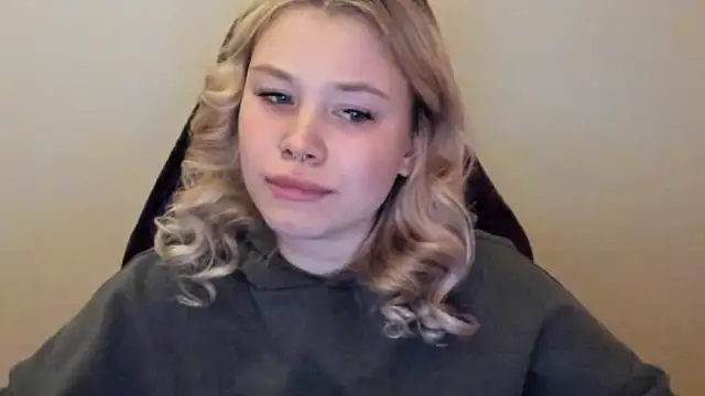 Lulu Di online show from 02-04-26, 11:44