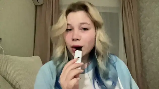 Lulu Di online show from 03-04-26, 09:44