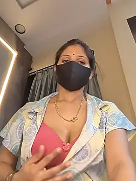 Cute shikaa online show from 04-28-26, 05:17