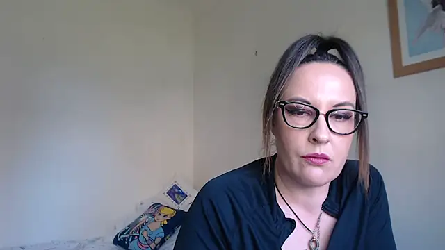 Snapshot of PsychicDominatrix chatting on 04-10-26, 11:17 PsychicDominatrix online show from 04-10-26, 11:17