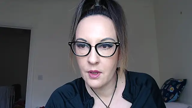 Snapshot of PsychicDominatrix chatting on 02-12-26, 10:48 PsychicDominatrix online show from 02-12-26, 10:48