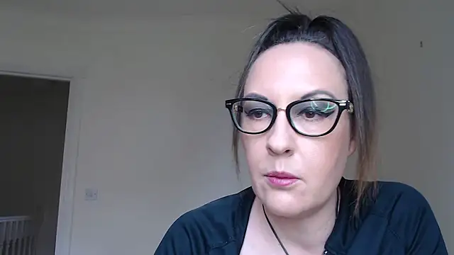 Snapshot of PsychicDominatrix chatting on 03-21-26, 10:09 PsychicDominatrix online show from 03-21-26, 10:09