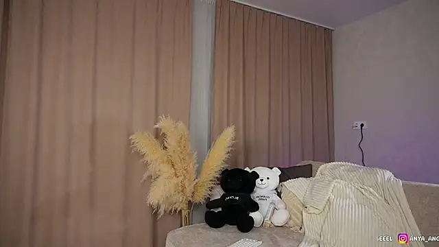 Anya angel online show from 02-11-26, 08:41