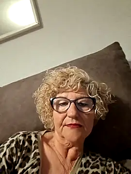 rosasuso online show from 04-05-26, 06:47