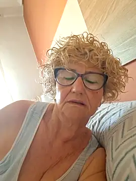 rosasuso online show from 04-03-26, 08:32