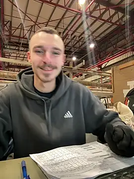 TheMaskShow online show from 02-11-26, 08:31