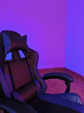 Derek Vow online show from 02-06-26, 04:08