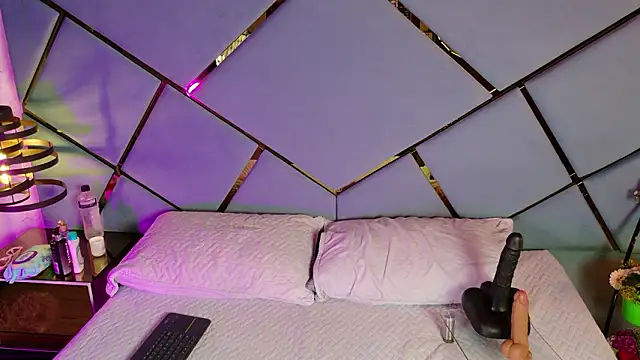 karol sm online show from 03-10-26, 03:32