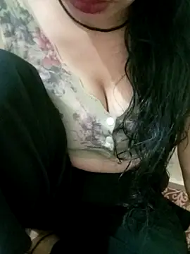 Hot Fiza0 online show from 02-22-26, 04:48