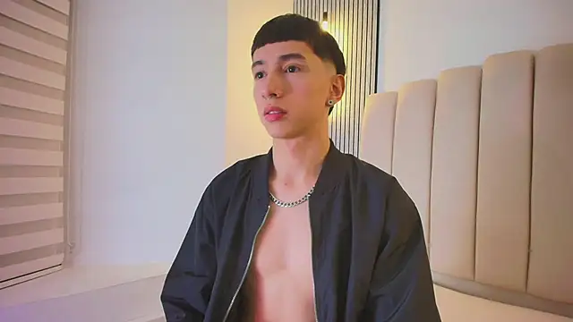 lian cameron online show from 04-07-26, 04:03