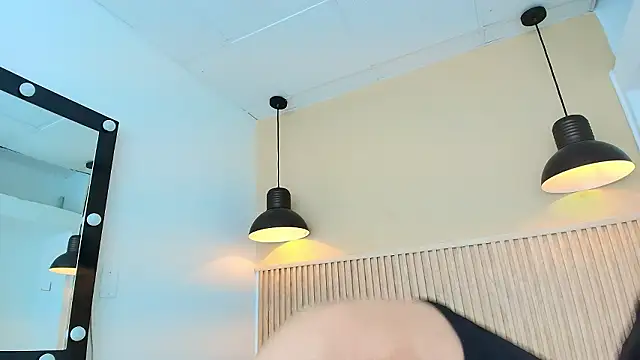 lian cameron online show from 03-11-26, 03:55