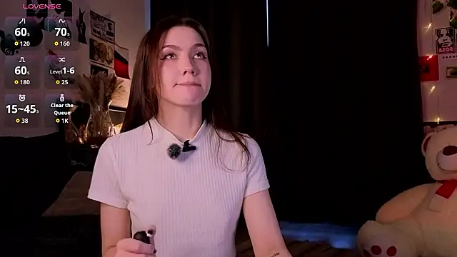 Snapshot of Kendaliby_ chatting on 02-21-26, 02:24 Kendaliby online show from 02-21-26, 02:24