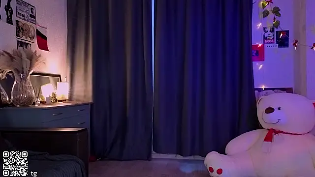 Snapshot of Kendaliby_ chatting on 02-28-26, 01:38 Kendaliby online show from 02-28-26, 01:38