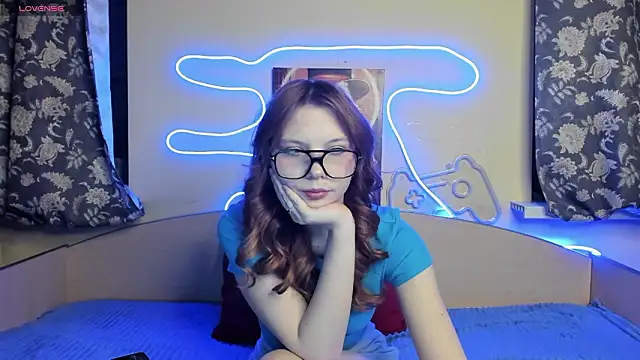 EmberVexen online show from 02-05-26, 01:23