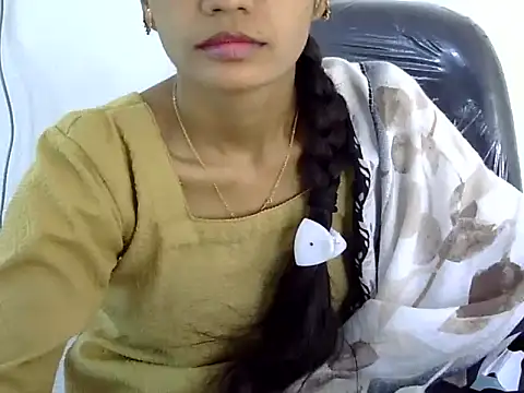 Kulsum S online show from 03-04-26, 08:22