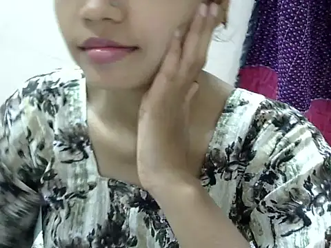 Kulsum S online show from 07-13-26, 01:54