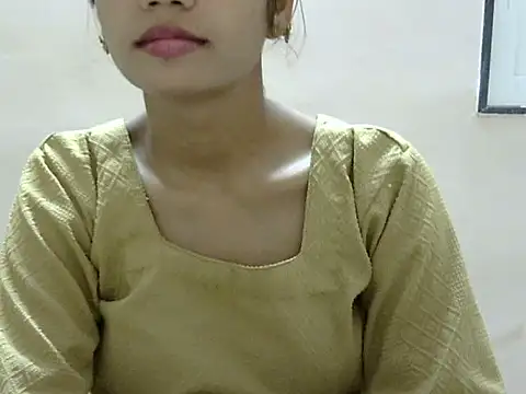 Snapshot of Kulsum_S chatting on 06-20-26, 01:27 Kulsum S online show from 06-20-26, 01:27