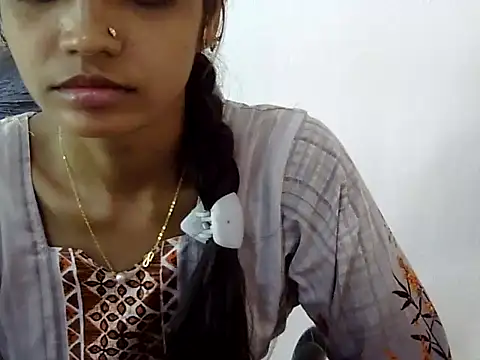 Kulsum S online show from 03-08-26, 09:45