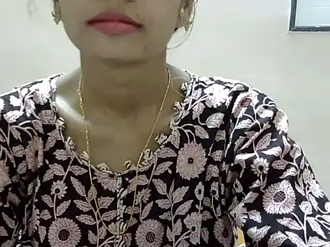 Snapshot of Kulsum_S chatting on 05-09-26, 01:03 Kulsum S online show from 05-09-26, 01:03