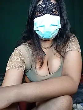 Snapshot of Fiona_Girl chatting on 06-26-26, 04:13 Fiona Girl online show from 06-26-26, 04:13