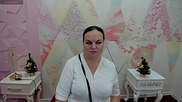 Snapshot of mirilada5 chatting on 01-19-26, 11:03 mirilada5 online show from 01-19-26, 11:03