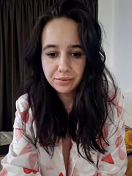 MavisReeve online show from 02-15-26, 09:47