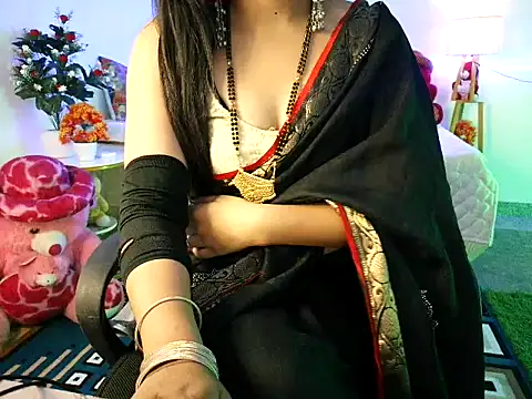 Snapshot of oo_yes_bhabhi chatting on 05-10-26, 07:56 oo yes bhabhi online show from 05-10-26, 07:56