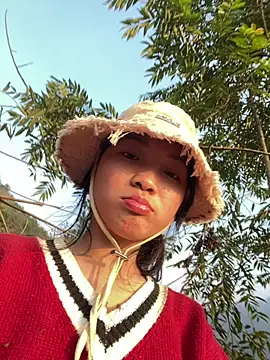 Lyn-be99 online show from 02-05-26, 09:49