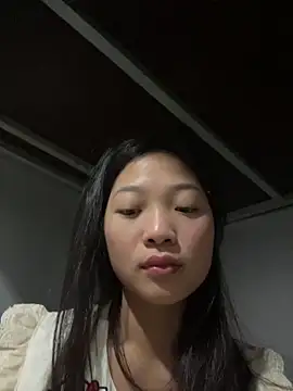 Lyn-be99 online show from 03-17-26, 12:57