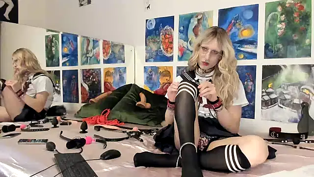 Miaxma online show from 04-05-26, 05:19