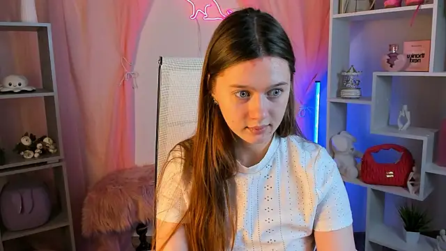 CelestineMauriac online show from 03-10-26, 04:11