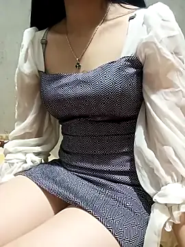 Snapshot of Kowew-nkie chatting on 02-02-26, 01:10 Kowew-nkie online show from 02-02-26, 01:10