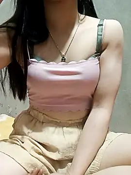 Snapshot of Kowew-nkie chatting on 02-05-26, 12:34 Kowew-nkie online show from 02-05-26, 12:34