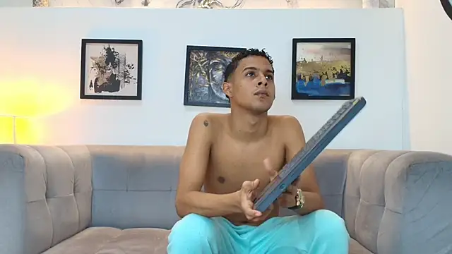 Sexy boys hell2 online show from 02-13-26, 07:47