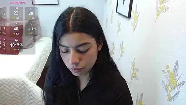 Laia white online show from 02-25-26, 11:54